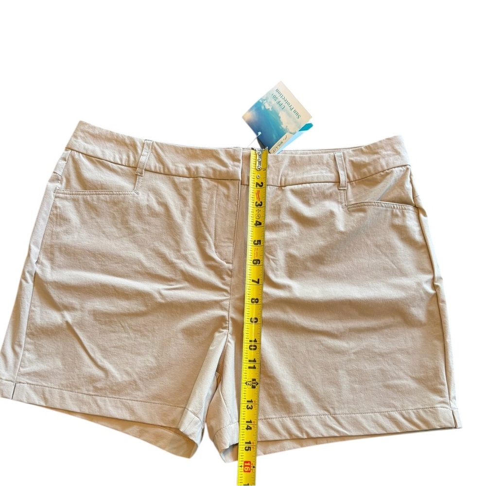 Willit Shorts Khaki Athleisure women’s size 16 - Picture 4 of 10